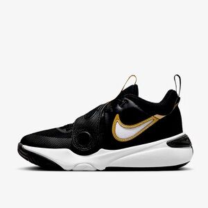 Nike Team Hustle D 11 Basketball Shoe